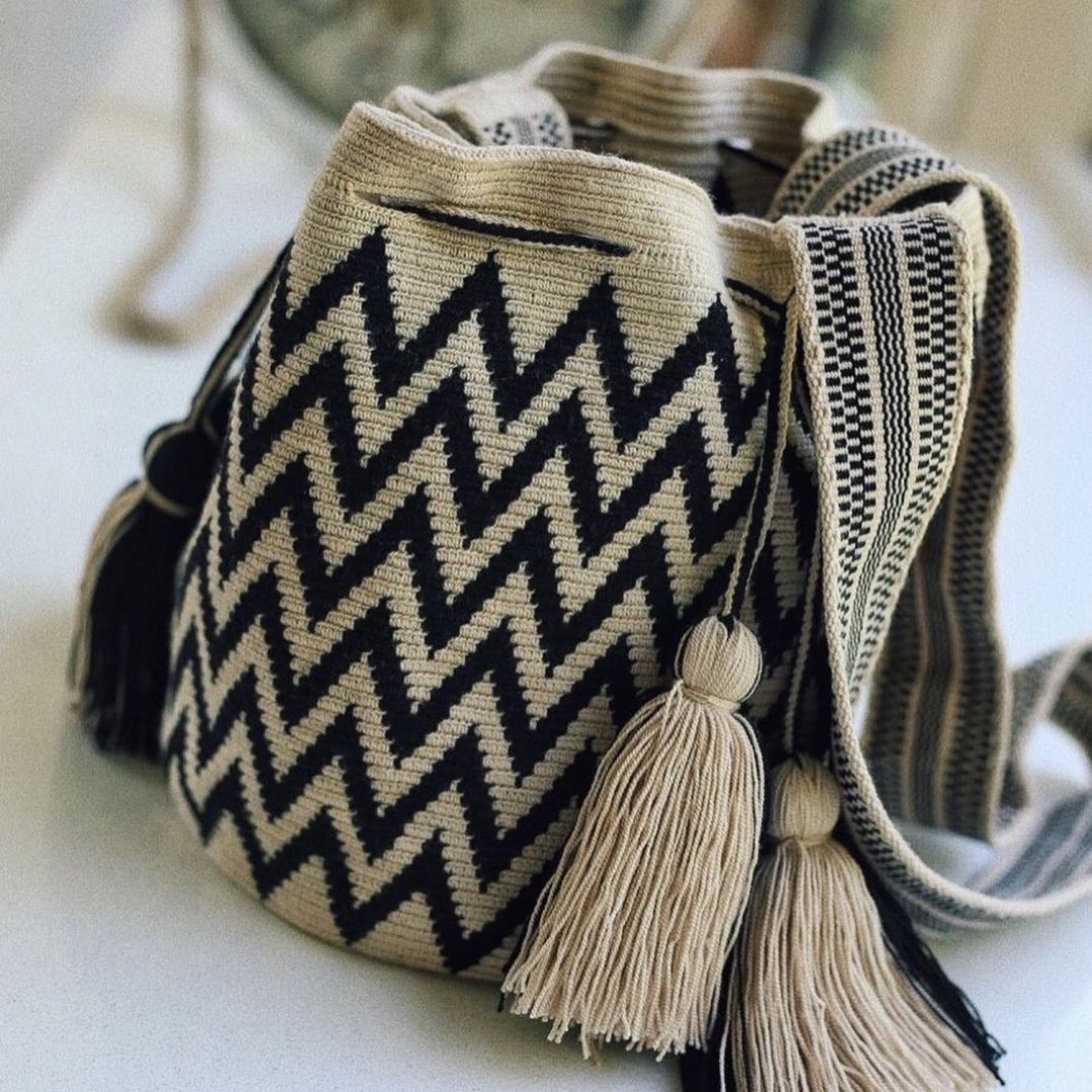 Fair-Trade Fun Size Zic Zac Hand-Woven Bag from Colombia